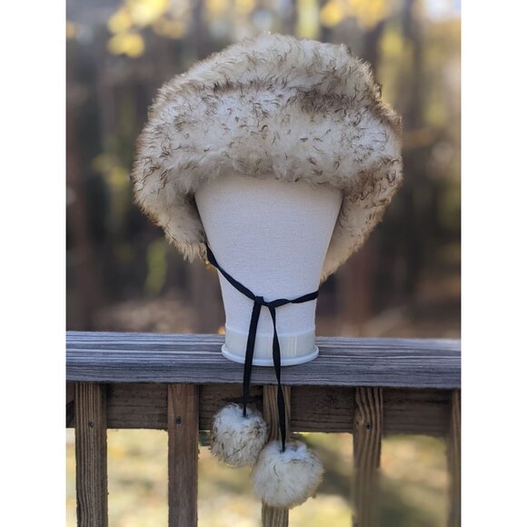 Vintage 60s Sheepskin Shearling Fur Hat With Pom Poms Made in Italy Boho Winter - Picture 15 of 16